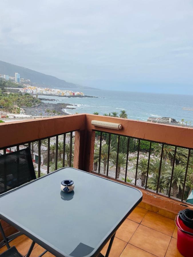 Appartamento Magnificent Studio With A Terrace Overlooking The Sea! Puerto de la Cruz  Esterno foto