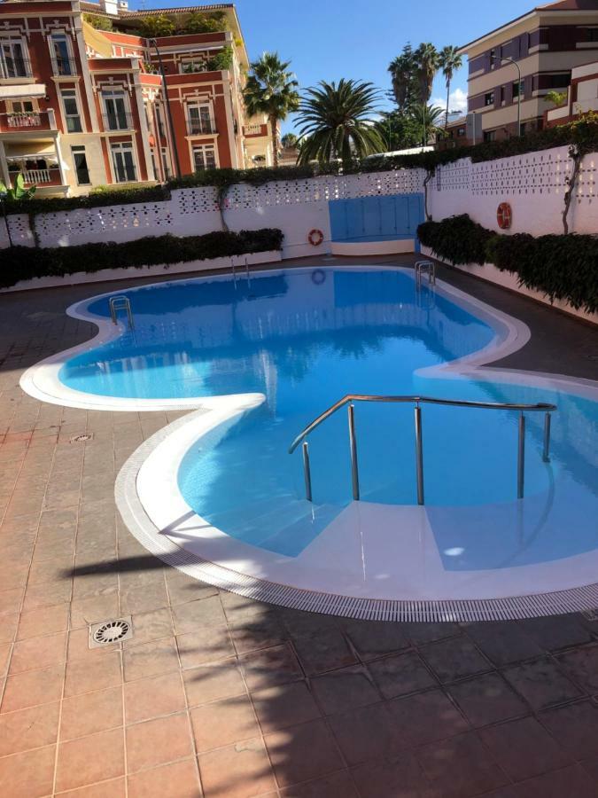 Appartamento Magnificent Studio With A Terrace Overlooking The Sea! Puerto de la Cruz  Esterno foto